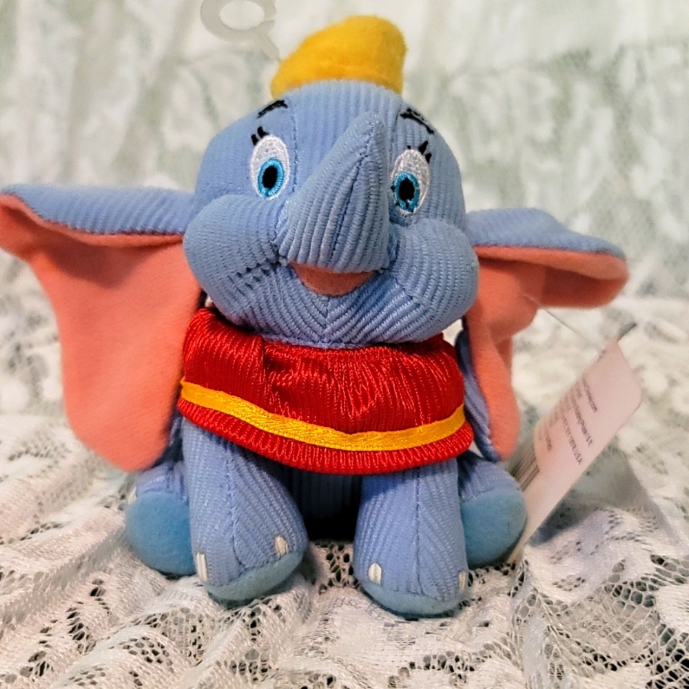 Cute little Bumbo stuff toy